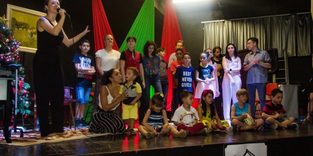 O repertório irá resgatar compositores e cantores da década de 1980, como Renato Russo, Herbert Vianna e Lobão, entre outros