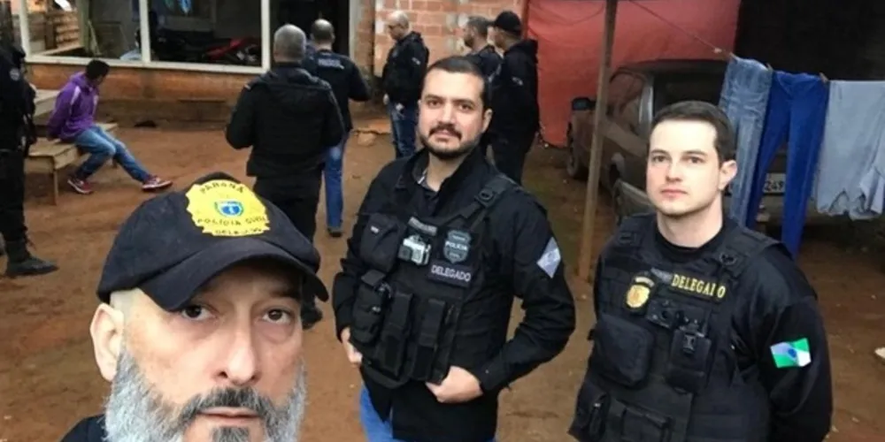 Delegado Nagib ao lado dos delegados Fernando Jasinski e Maurício Souza da Luz