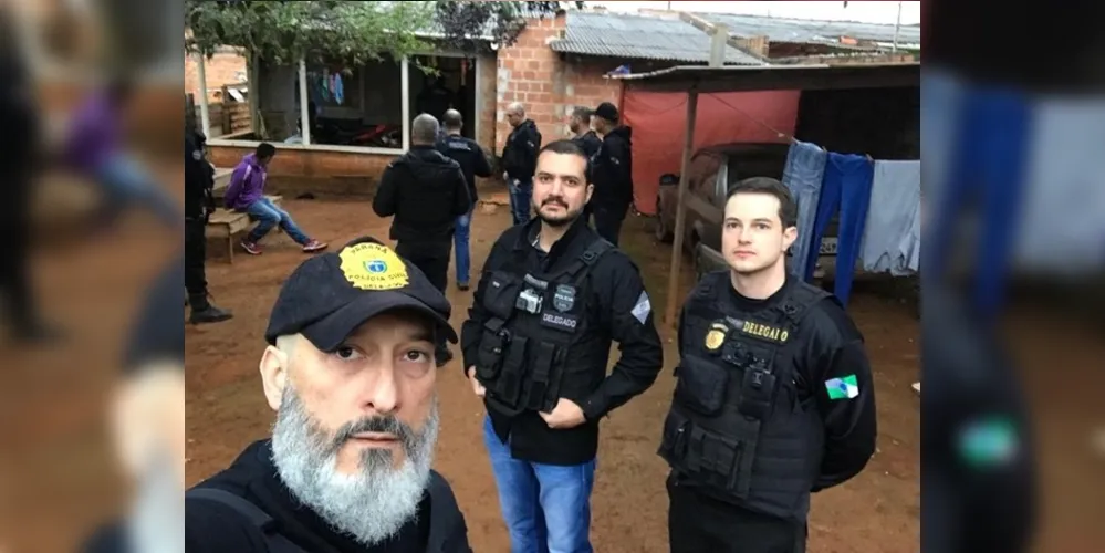 Delegado Nagib ao lado dos delegados Fernando Jasinski e Maurício Souza da Luz