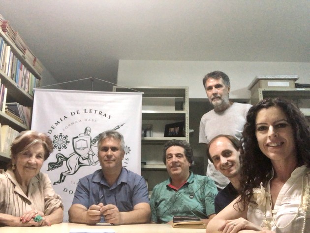 Projeto 'Crônicas dos Campos Gerais' é aberto para toda a comunidade participar com textos

