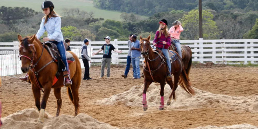 A programação contará com diferentes provas e julgamentos equestres nesta sexta (18)
