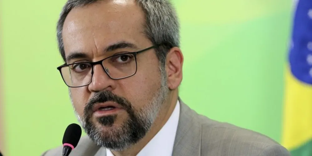 Ministro da Educação, Abraham Weintraub, em entrevista à imprensa