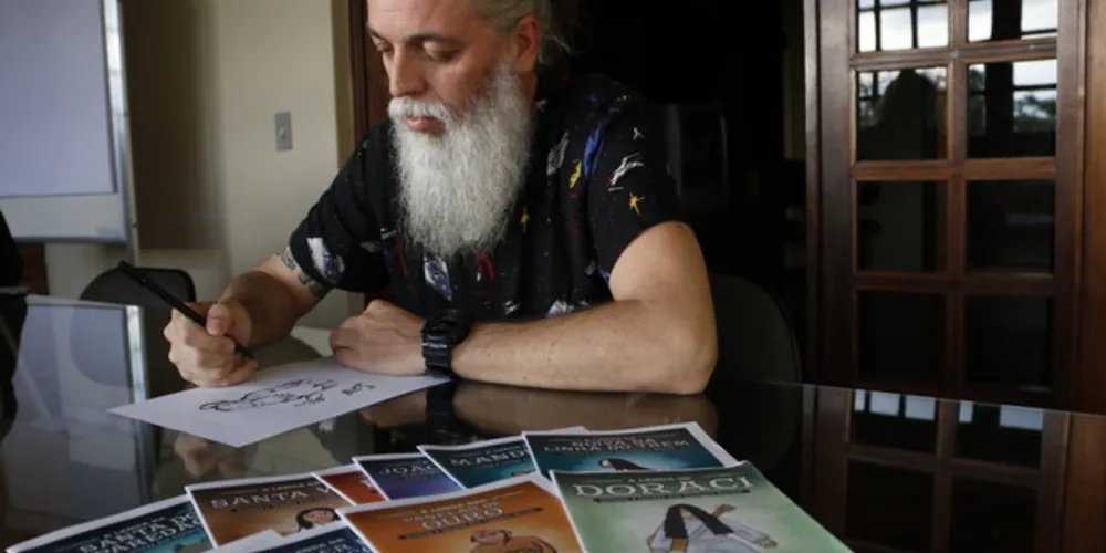 Robson pesquisou sobre o estilo de desenhos da Literatura de Cordel, com o objetivo de utilizar este traços na ilustração