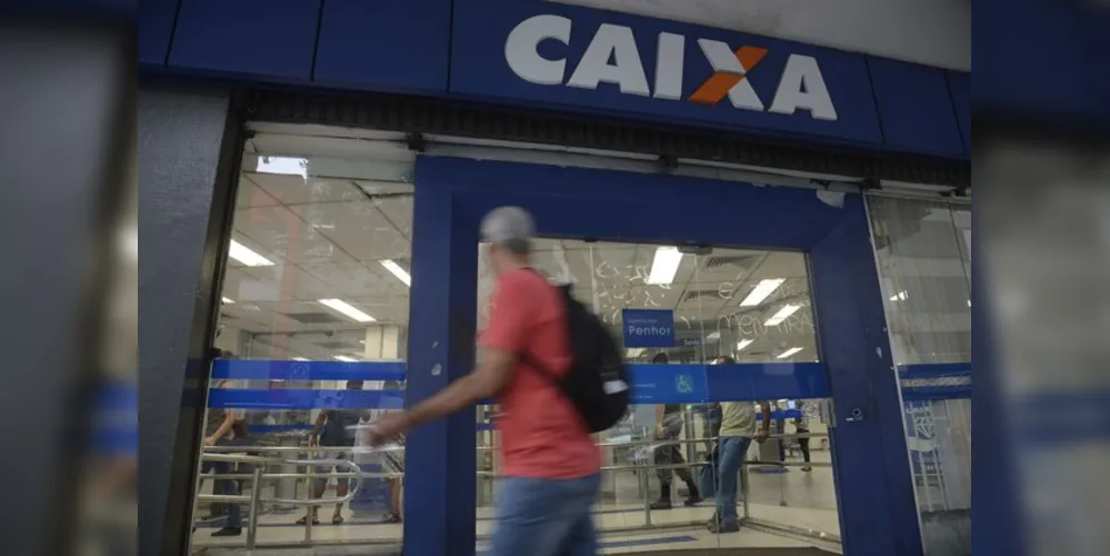 Agências ficarão abertas até as 15h deste sábado para saque do FGTS