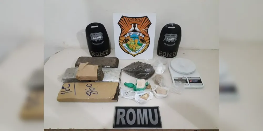 Homem foi preso e levado, junto da droga, para a Delegacia da Polícia Civil