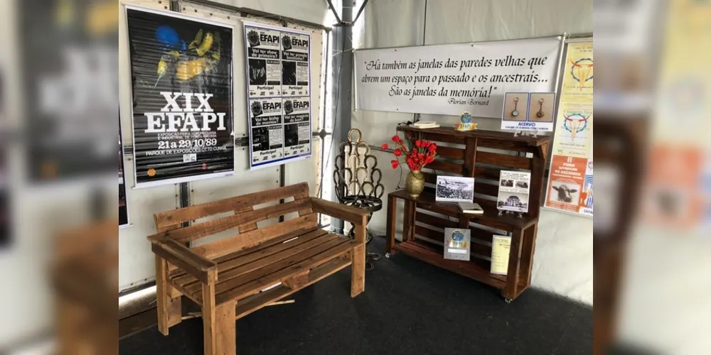 O acervo é composto por cartazes da EFAPI desde 1969