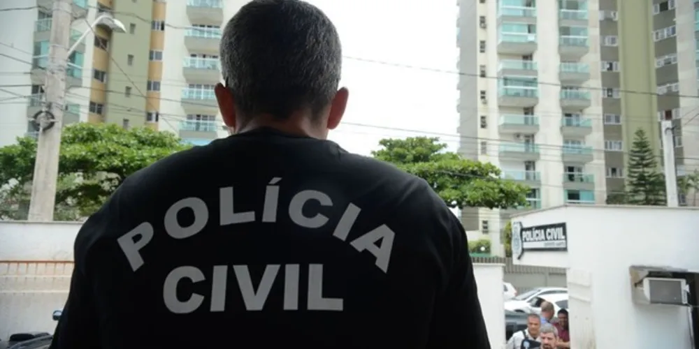 Mandados de prisão e intimação estão sendo cumpridos na manhã desta terça (22)