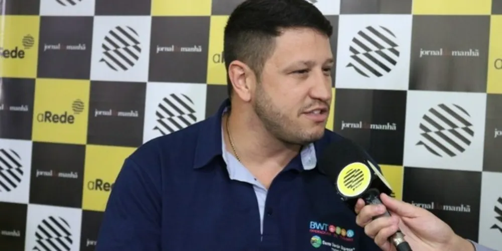 Imagem ilustrativa da imagem Adonai Aires Filho ministra palestra sobre o turismo no PR