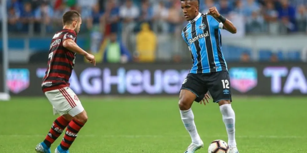 Cortez em atuação durante o primeiro jogo da semifinal