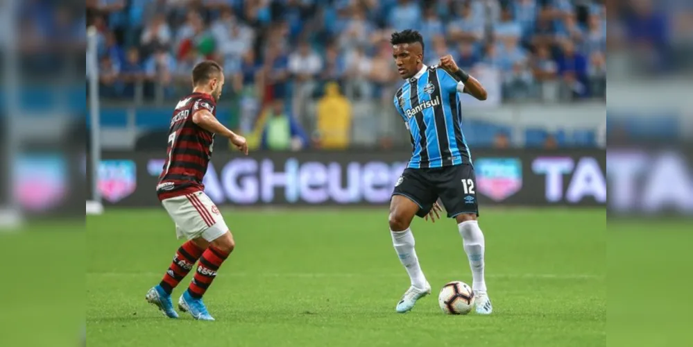 Cortez em atuação durante o primeiro jogo da semifinal