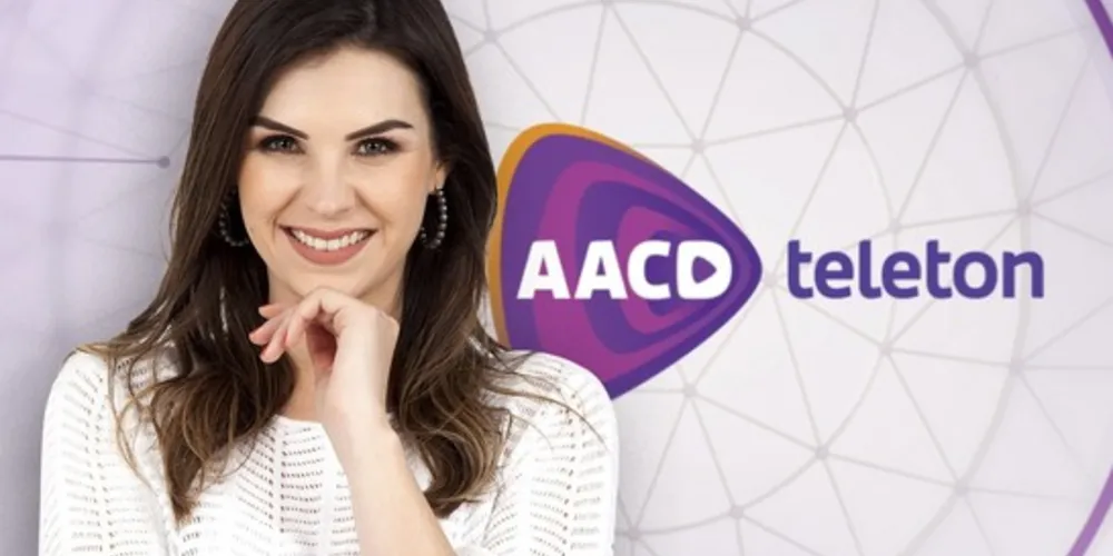 Priscila Koteski comanda o programa Destaque da TV Guará de Ponta Grossa.