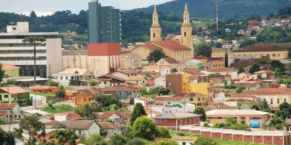 A morte foi registrada em castro, na região dos campos Gerais. 