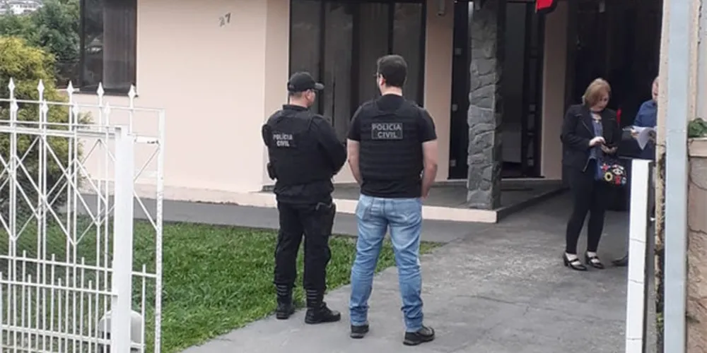 Segundo a polícia, suposta fraude foi avaliada em R$ 800 mil