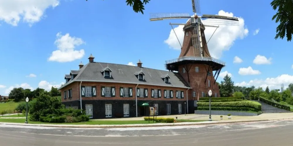 Moinho da Castrolanda foi um dos cenários da gravação da série “Vaarwel Nederland”