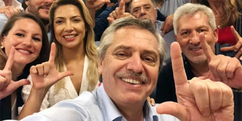 Alberto é advogado e professor de direito penal e civil argentino, e dá aulas na Facultade de Direito da Universidade de Buenos Aires (UBA)