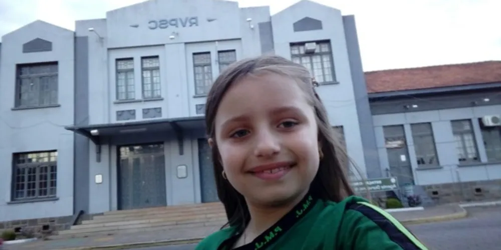 Imagem ilustrativa da imagem ‘Selfies’ de alunos registram história de Jaguariaíva