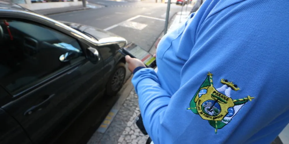 Imagem ilustrativa da imagem Ponta Grossa não terá cobrança de ‘Zona Azul’ hoje
