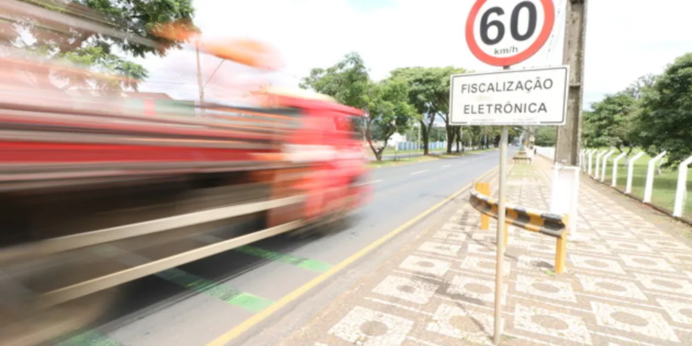 Instalação de novos radares é baseada em dados sobre acidentes e pedidos de moradores