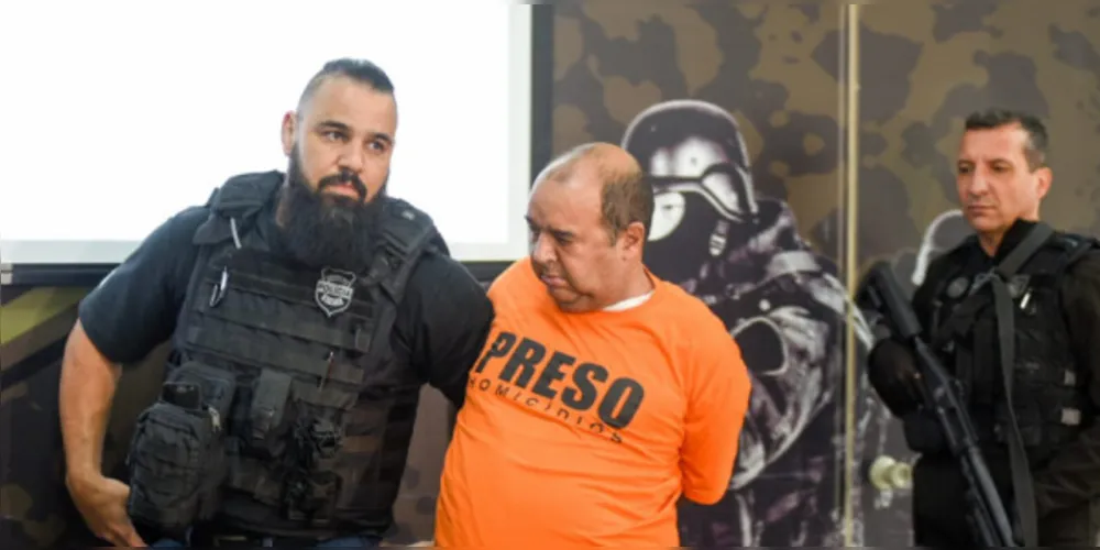 O laudo da perícia aponta que ele tem fixação em pornografia infantil, já que fez várias pesquisas envolvendo sexo com crianças.