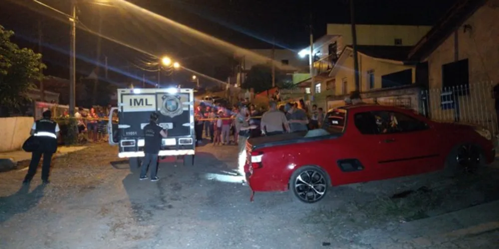 Vítima estava no interior de um automóvel Montana quando foi atingido por pelo menos seis tiros