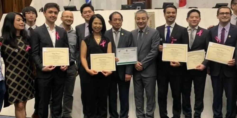 A menção honrosa foi proposta pelo deputado Coronel Lee, junto com a Câmara da Indústria e Comércio Brasil-Japão no Paraná