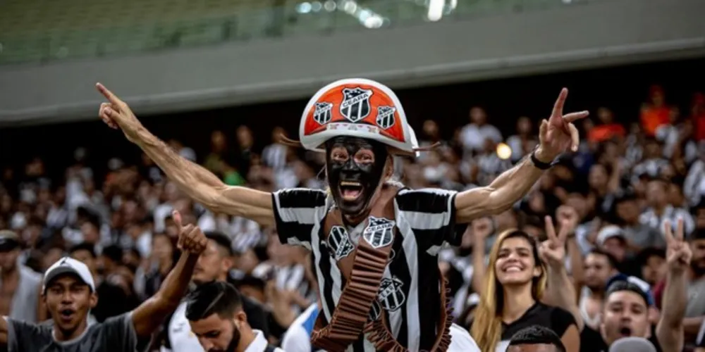 Em casa, Vozão bateu o Tricolor na luta direta contra o rebaixamento