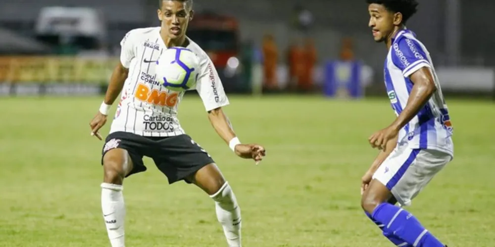 Em casa, CSA contou com Apodi e Ricardo Bueno para bater o Timão