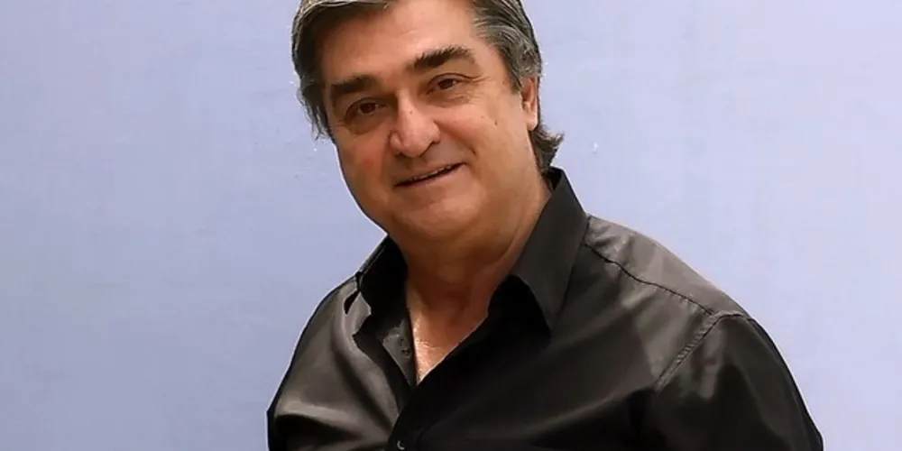O autor do livro é nascido em Harmonia, quando esta localidade ainda pertencia ao município de Tibagi