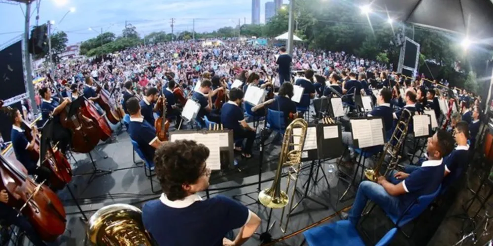  O evento faz parte da Temporada "OFUC itinerante", que roda cidades de todo o Paraná levando cultura de forma gratuita à população