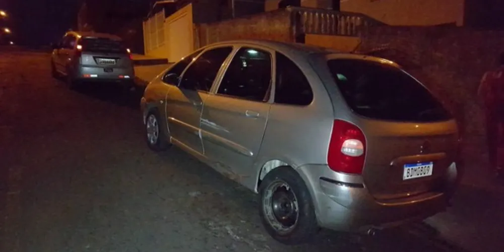 Colisão ocorreu na madrugada deste sábado