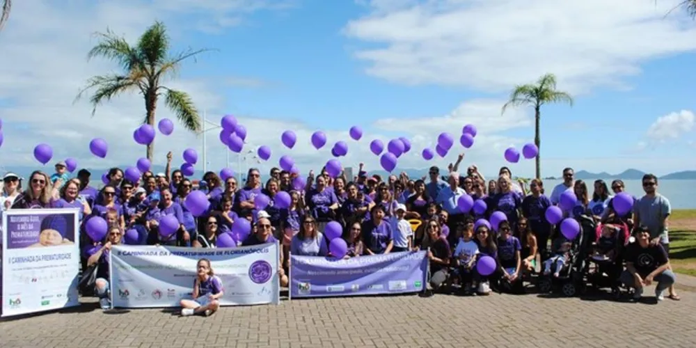 Caminhas são realizadas em todo o país para lembrar o Novembro Roxo.