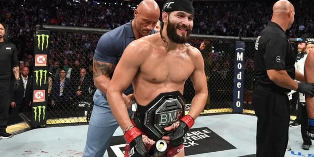 Imagem ilustrativa da imagem Masvidal derrota Diaz e conquista 'novo cinturão' do UFC