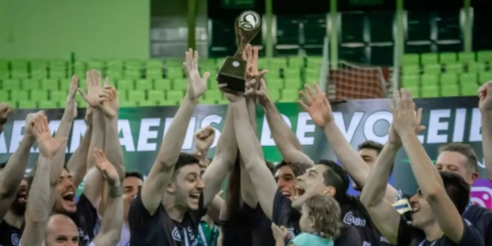 Maringá ficou com o título depois de vencer o PG Vôlei por 3 sets a 2