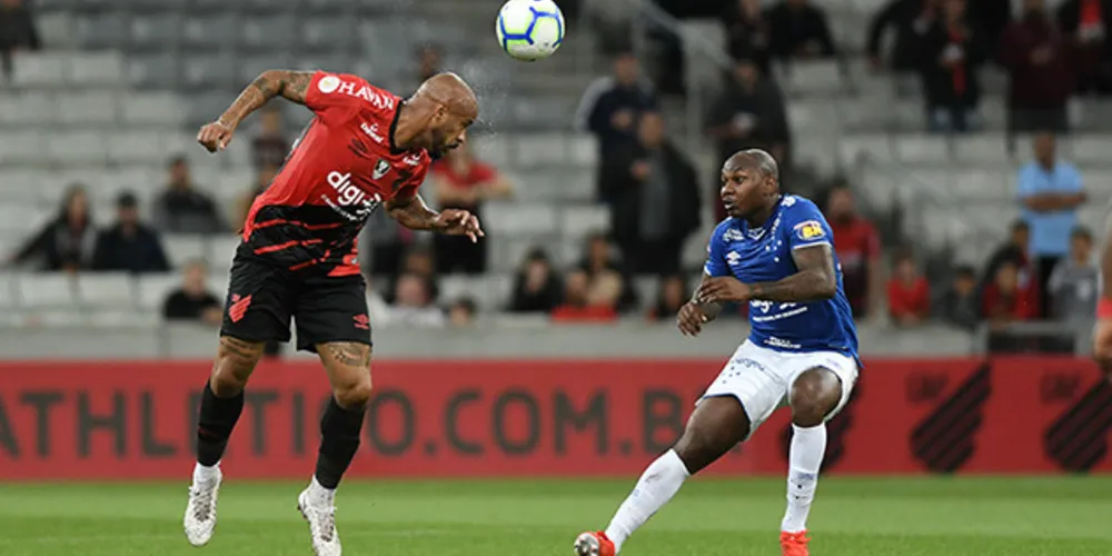 Furacão não conseguiu superar a boa atuação do goleiro cruzeirense