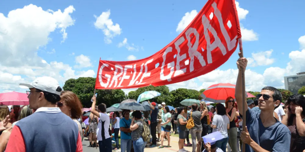 O documento diz que a viabilidade da participação do servidor será analisada pela chefia imediata