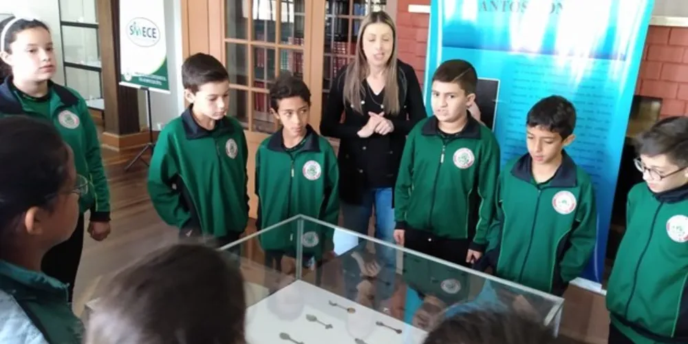 Imagem ilustrativa da imagem Museu recebe 5º ano B em Jaguariaíva