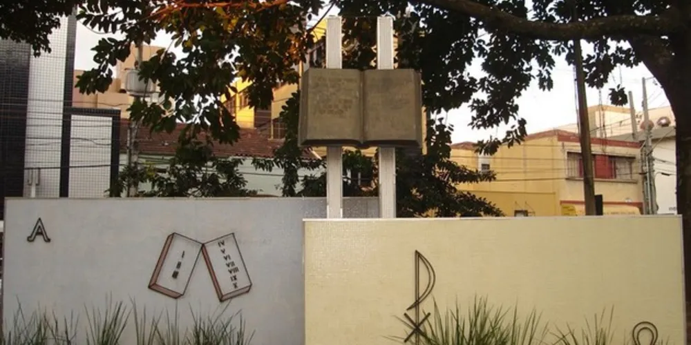 Imagem ilustrativa da imagem PG é a única no mundo a ter um Monumento à Bíblia