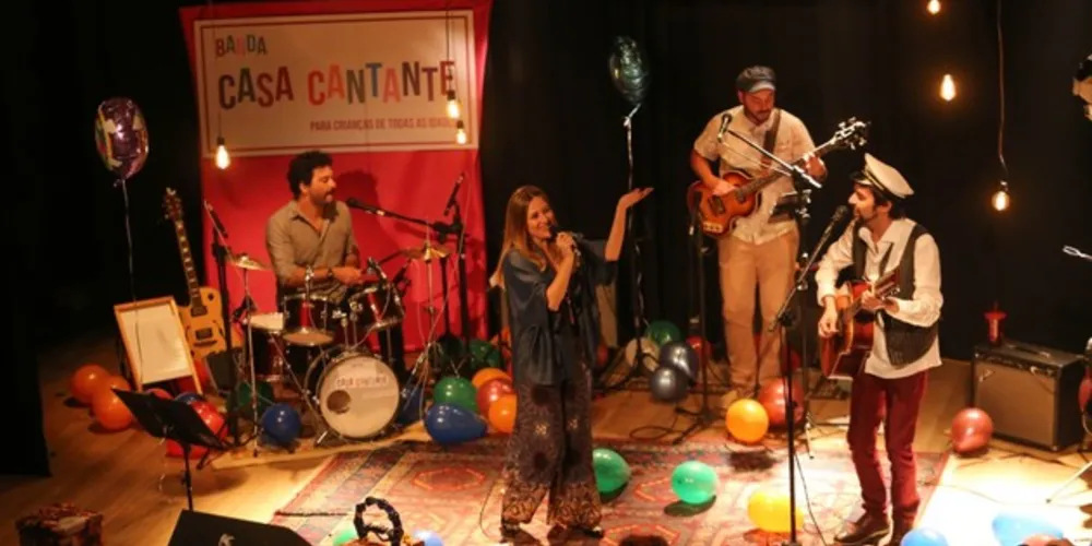 Músicas foram gravadas pelo projeto Palco B e suas letras sugerem o fortalecimento de laços afetivos com a família e amigos