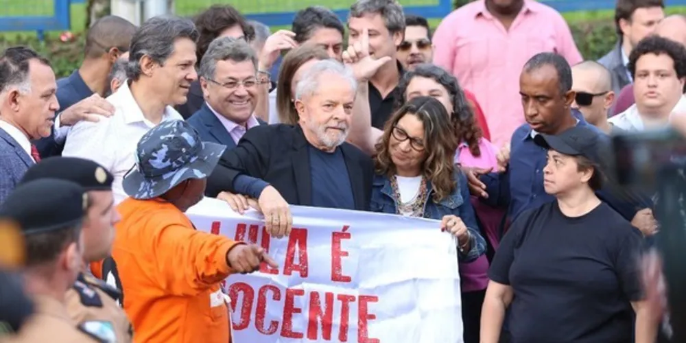 Ex-presidente estava preso desde 7 de abril de 2018