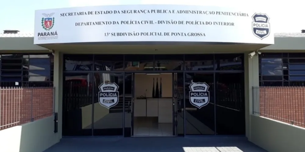 Homem foi detido e levado para a delegacia