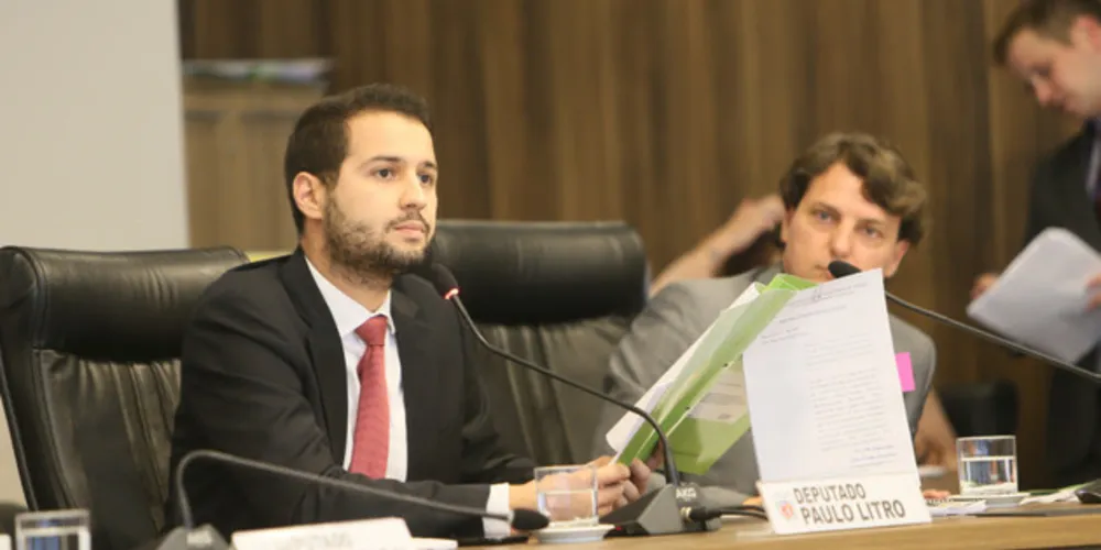 Deputado Paulo Litro (PSDB) é relator na CCJ do projeto que regulamenta o tempo de espera nas lotéricas