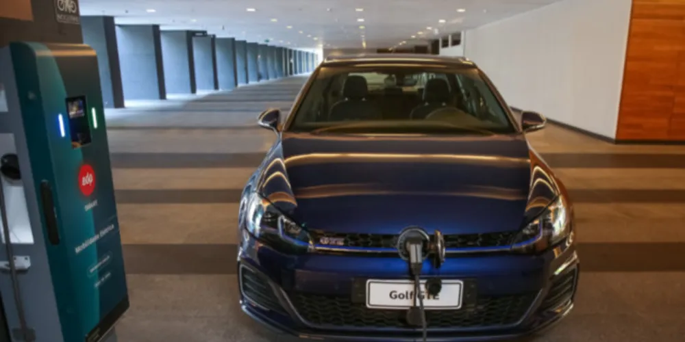 Modelo chega ao Brasil com preço sugerido de R$ 199,9 mil 