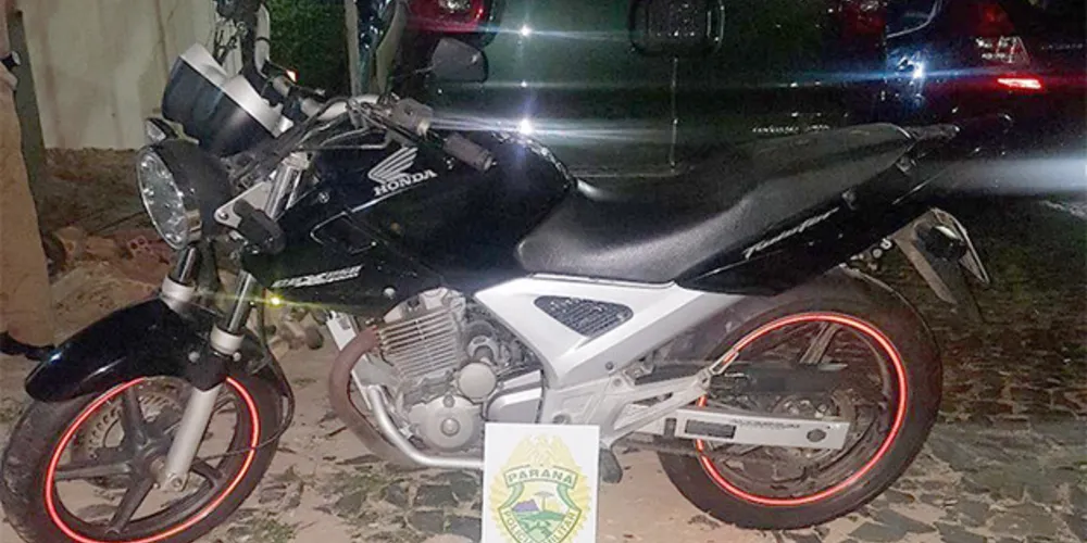 Moto foi encontrada pelo Pelotão de Choque da PM abandonada no Boa Vista