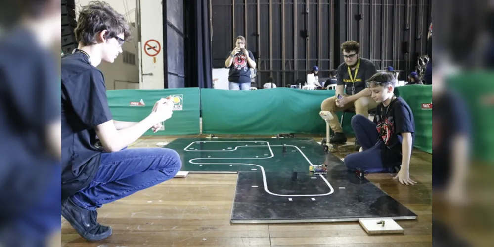 Competidores estarão em Joinville (SC) no 2º Summit de Robótica da Católica