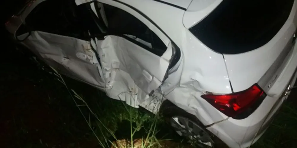 No local, a equipe registrou uma colisão transversal sem vítima envolvendo um GM Ônix e um Caminhão Volvo NL12