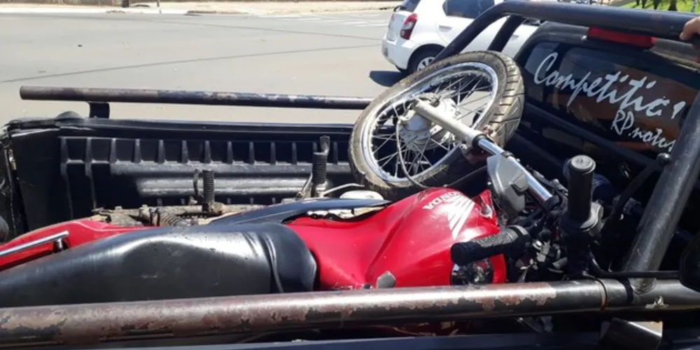 Colisão foi registrada no cruzamento das avenidas Bispo Dom Geraldo Pellanda e Carlos Cavalcanti