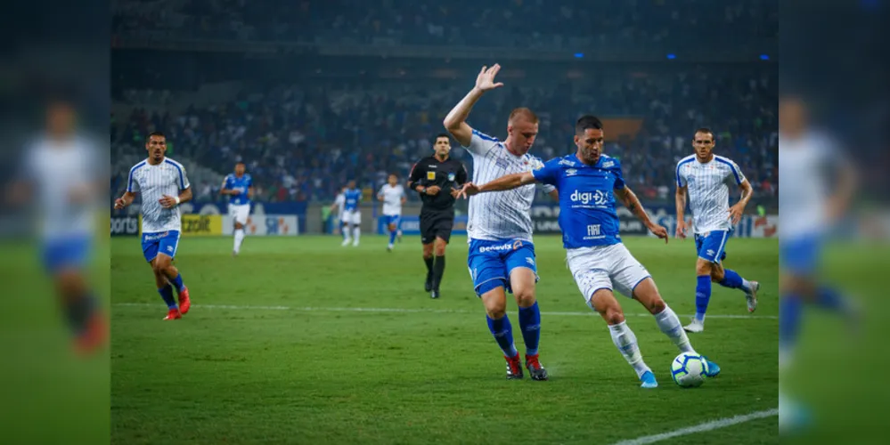 Empate deixa Cruzeiro um ponto acima do Z-4 e confirma rebaixamento do Avaí