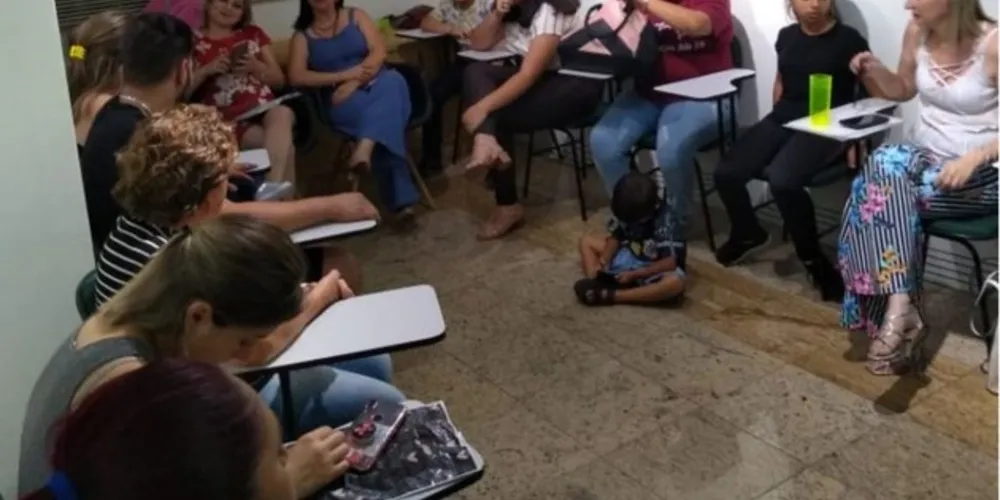 O tema do encontro foi Inteligência emocional e contou com 16 participantes