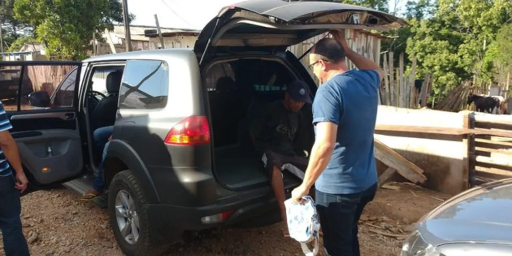 Casal foi preso nesta quinta-feira no Núcleo Rio Verde, em Ponta Grossa
