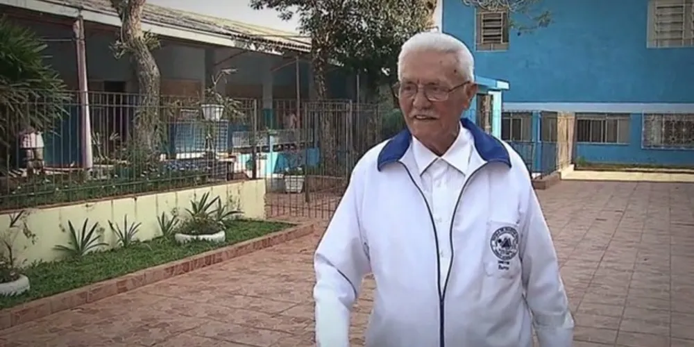 Morte de Epaminondas Xavier de Barros, 92, ocorreu nessa sexta-feira (22), em Ponta Grossa.